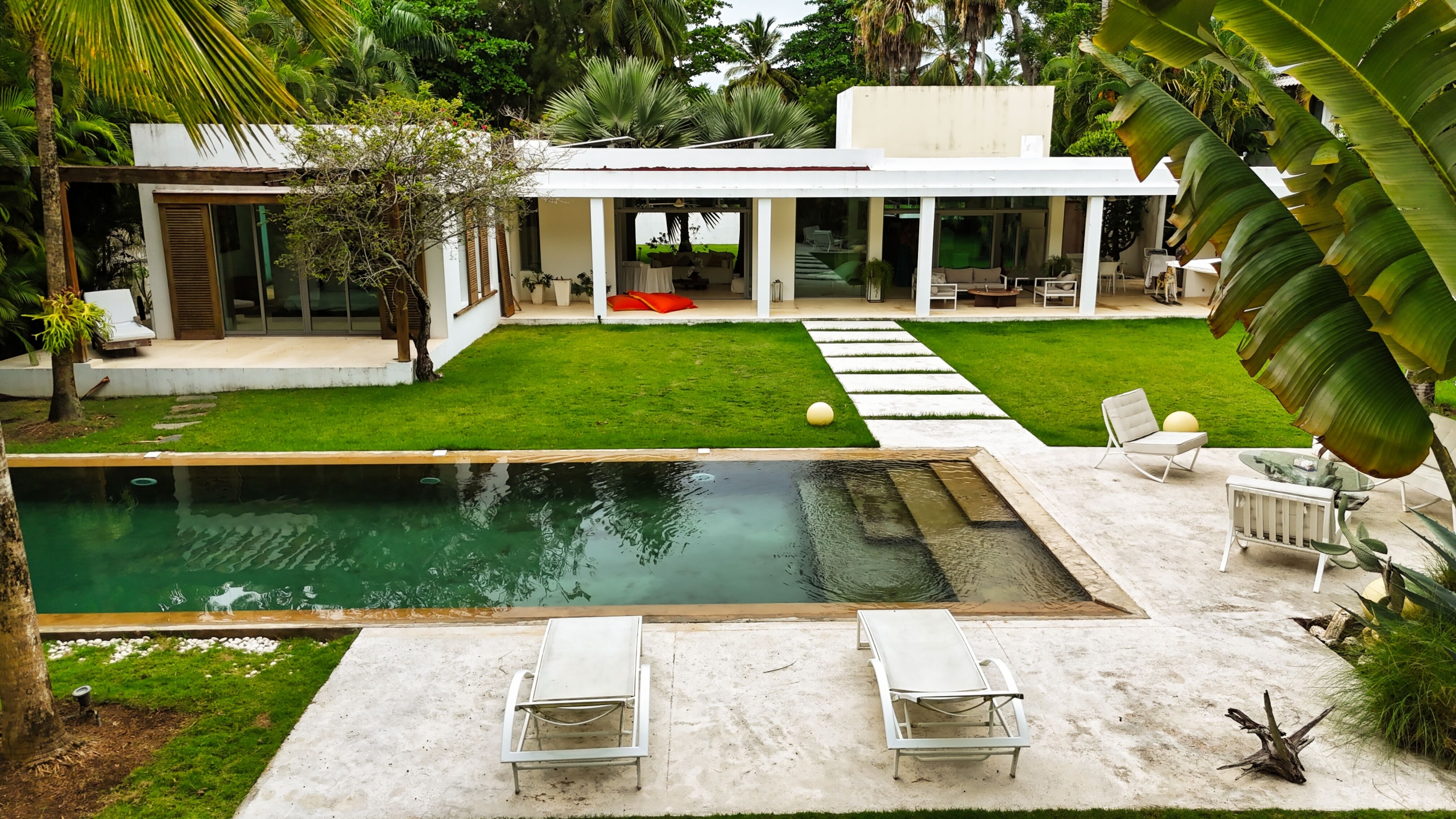 default vILLA jOYSA